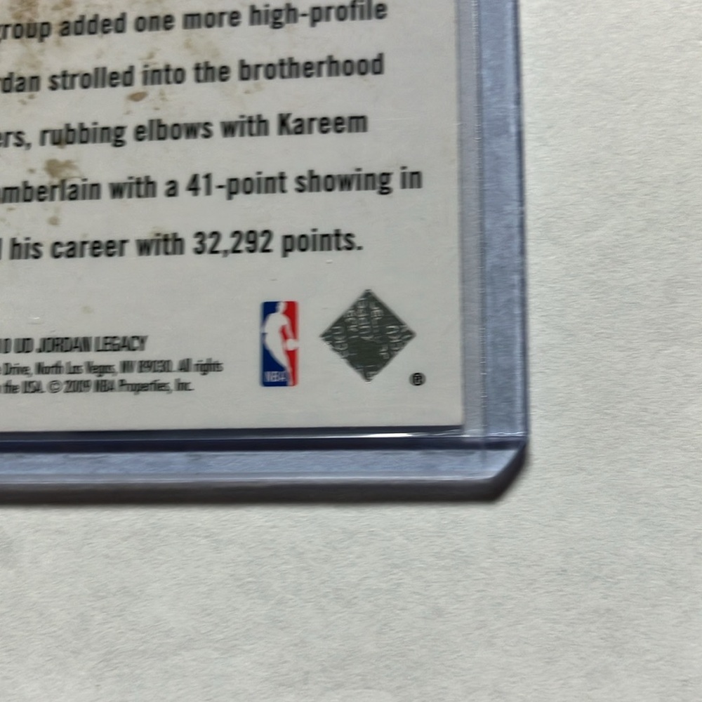 2009-10 Jordan Legacy Michael Jordan Chicago Bulls Basketball Card NM+ - Picture 3 of 6